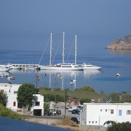 Efharis Hotel Kamares  Екстериор снимка
