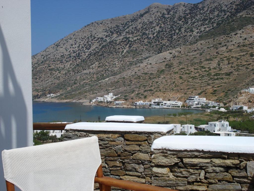 Efharis Hotel Kamares  Стая снимка